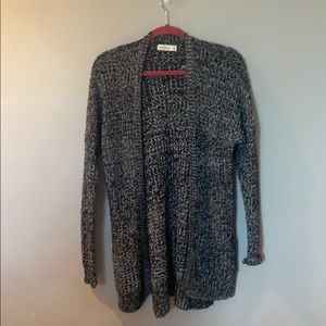 Abercrombie cardigan black and white marled